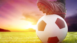 法甲速递：巴黎圣日耳曼4-2逆转里尔，姆巴佩双响+助攻闪耀王子公园