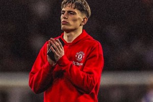 主动离队！英媒曝加纳乔自荐加盟阿森纳，11球10助攻值6000万欧吗